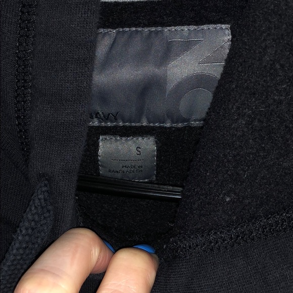 Old navy hoodie - Picture 3 of 6